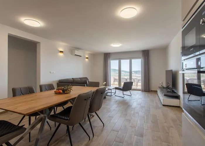 Διαμέρισμα Hill Τρογκίρ