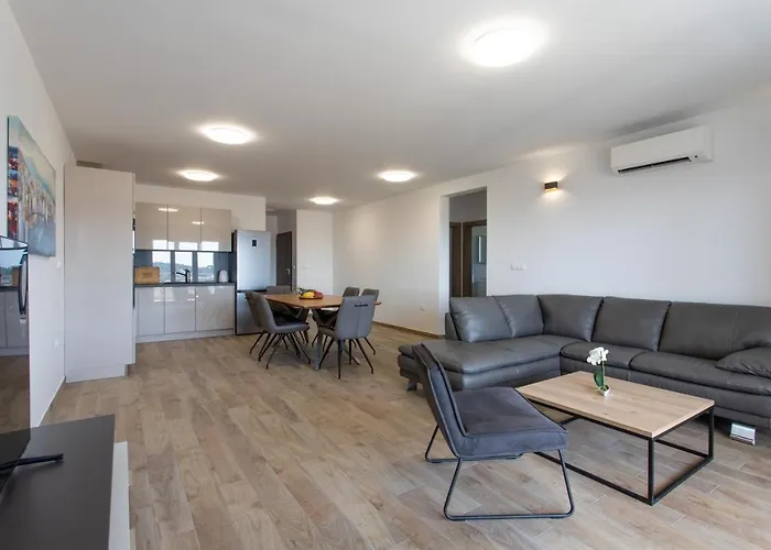 Διαμέρισμα Hill Τρογκίρ