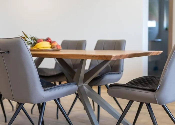 Hill Διαμέρισμα Τρογκίρ