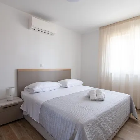 Apartment Hill Trogir