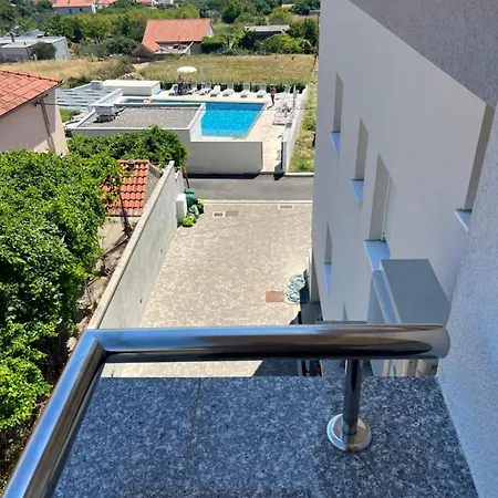 Apartment Hill Trogir