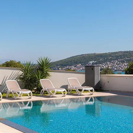 Apartment Hill Trogir